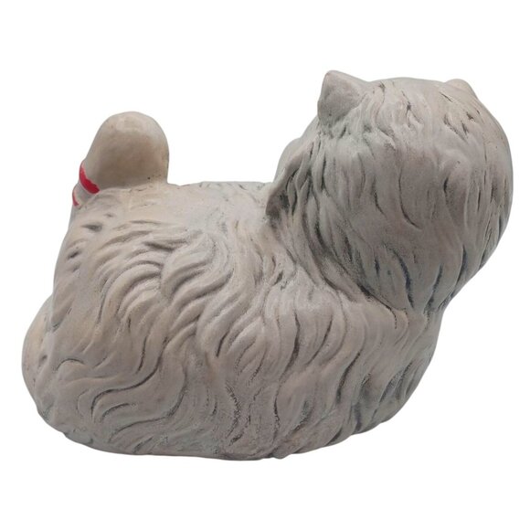 Vintage 11.5" White Persian Cat Green Eyes Figurine Playing With Red Yarn Statue - Picture 11 of 12
